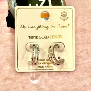 Brand new Hypoallergenic Cubic Zirconia White Gold Plated Hoop Earrings Post